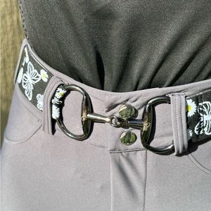 2” butterfly Equestrian horse Snaffle Bit Belt Elastic One Si…
